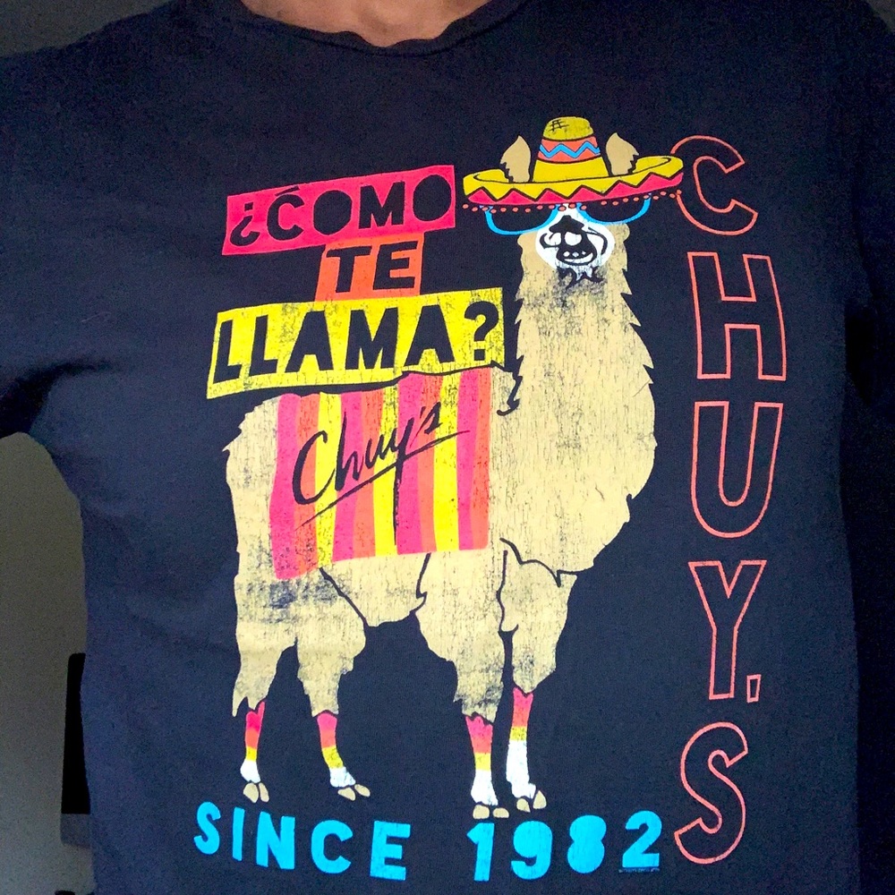 Chuy's Black "Como Te Llama" t-shirt